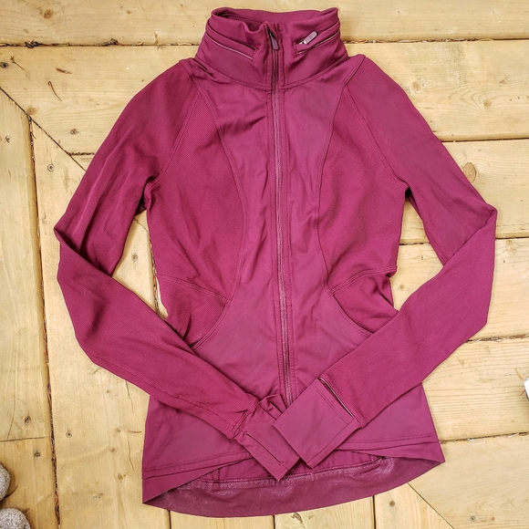lululemon athletica Jackets & Blazers - Lightweight Lululemon Running Jacket! lululemon athletica Jackets & Blazers - Lightweight Lululemon Running Jacket!